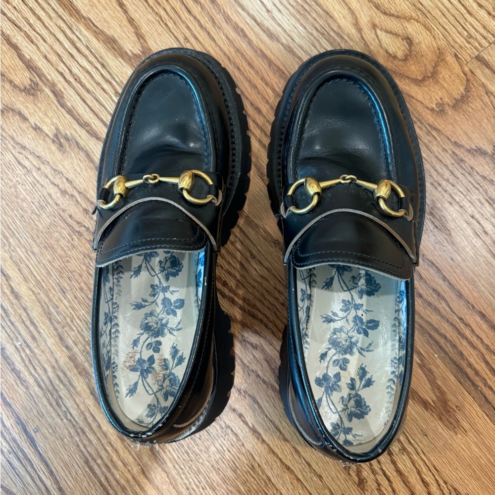 Gucci Black Leather Lug Sole Loafers - Picture 9 of 16